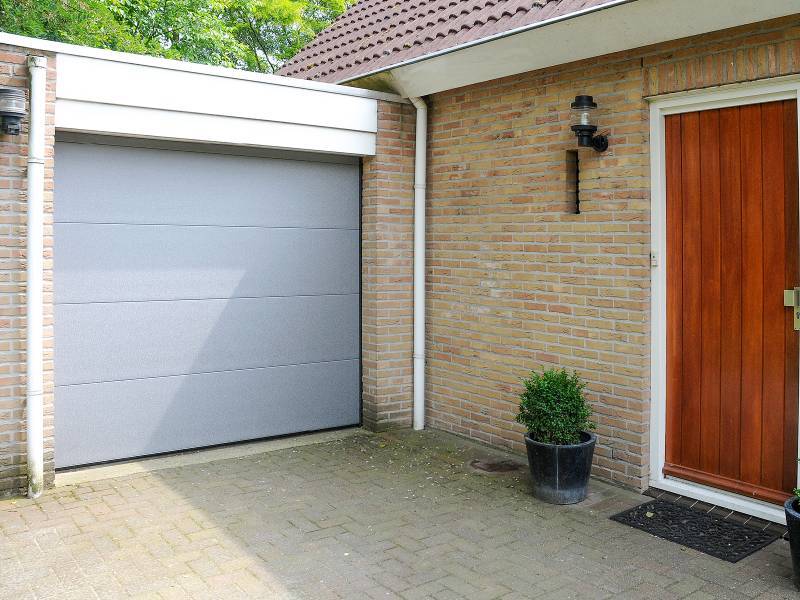 Verticale garagedeuren 19