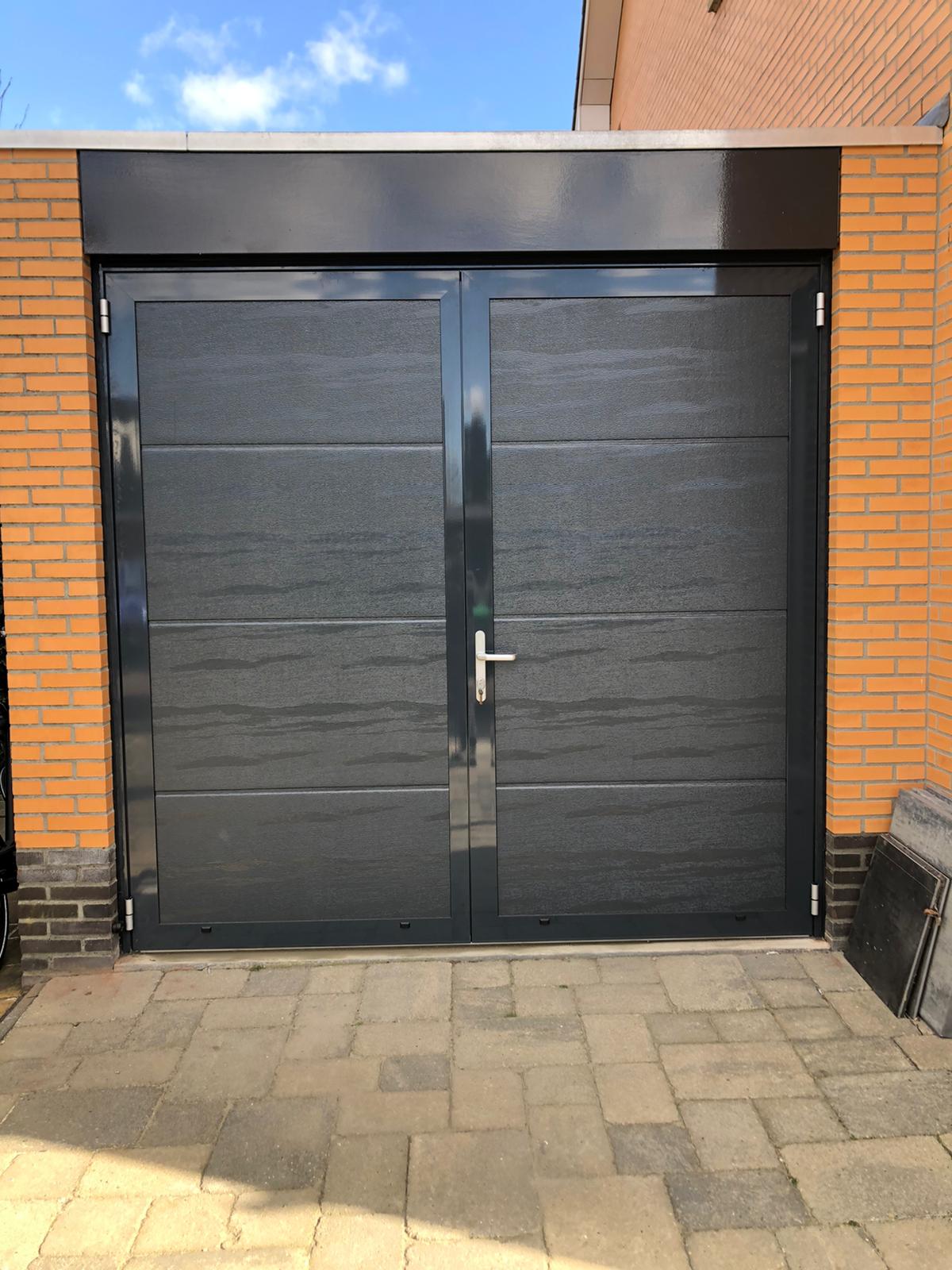 Openslaande garagedeuren in Bunschoten Spakenburg 3